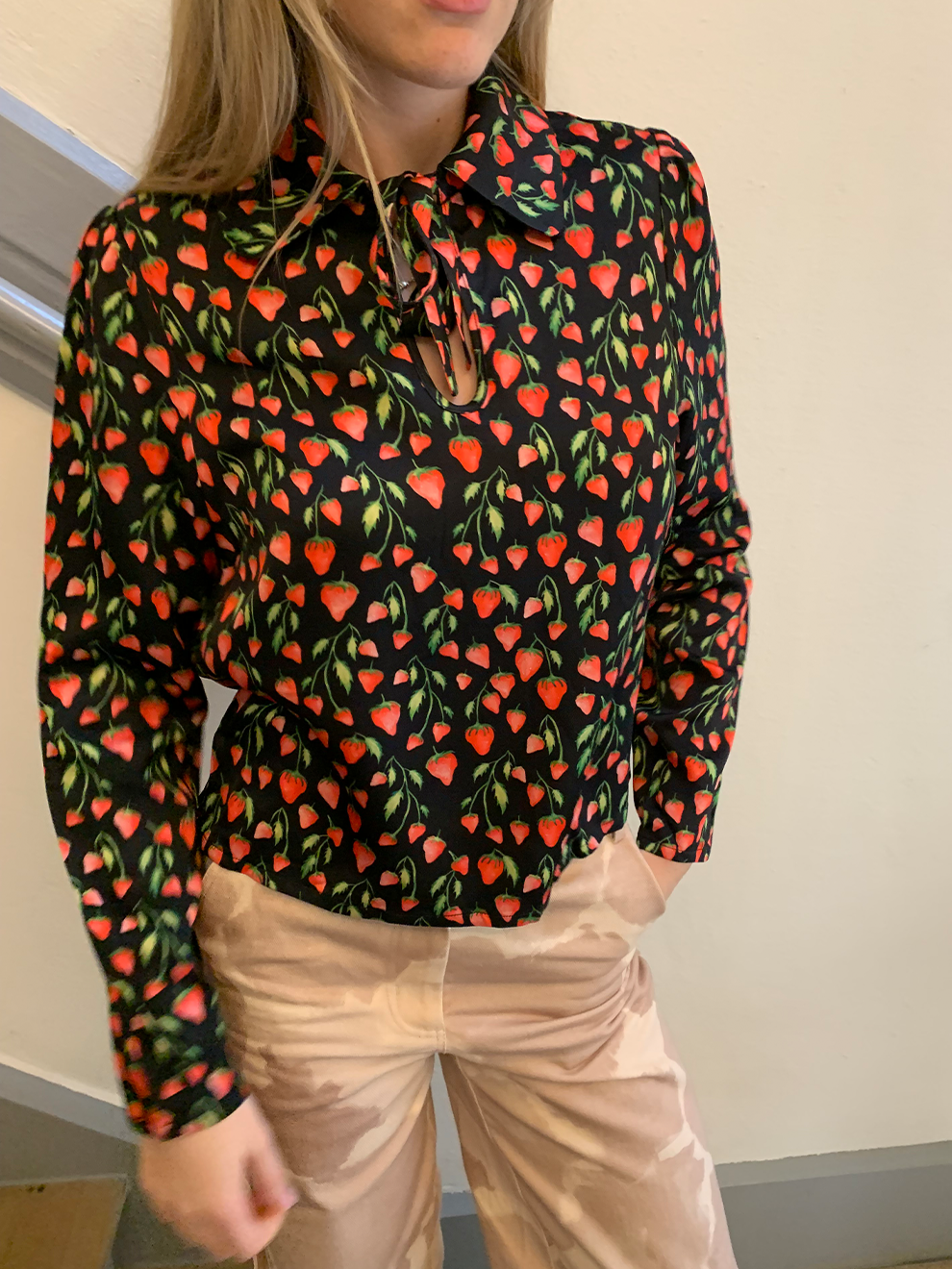 Helmstedt LAURA BLOUSE - Strawberry field Blouses Space Strawberry